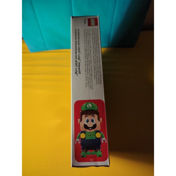 LEGO Super Mario Adventures with Interactive Luigi Building Toy 71440 - Picture 3 of 6